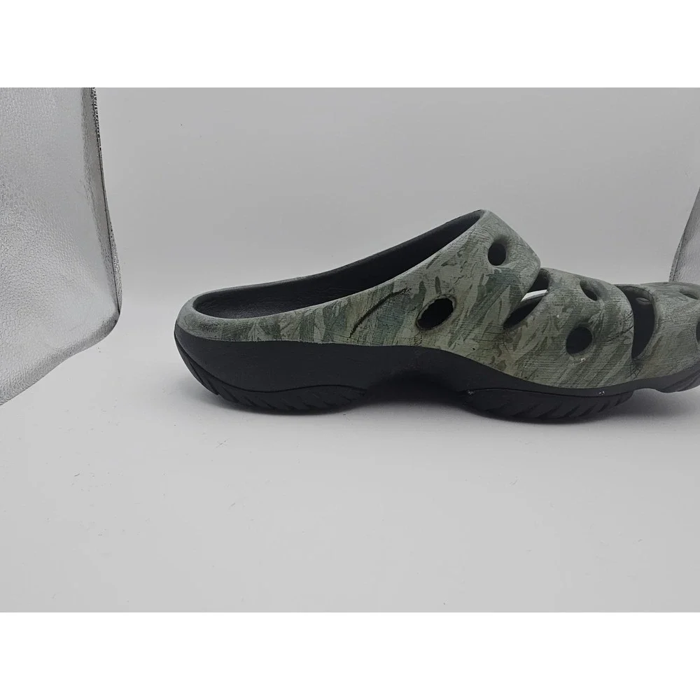 Keen Yogui Arts Women Clogs Size 14 Camo Green Sandal Slip On Mule Shoes 1003581